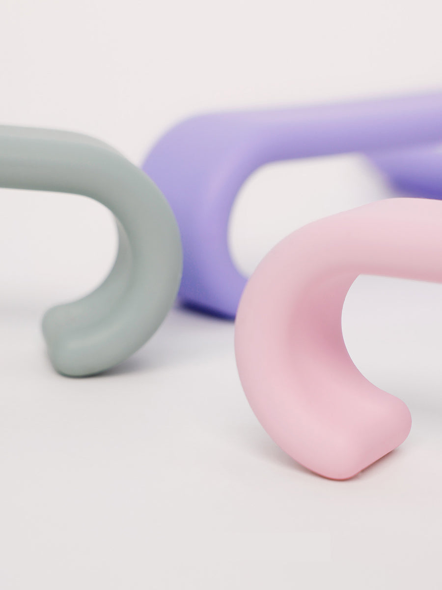 With Surging Sales and Rave Reviews, JustHang Squeegee Unveils New Color Collection
